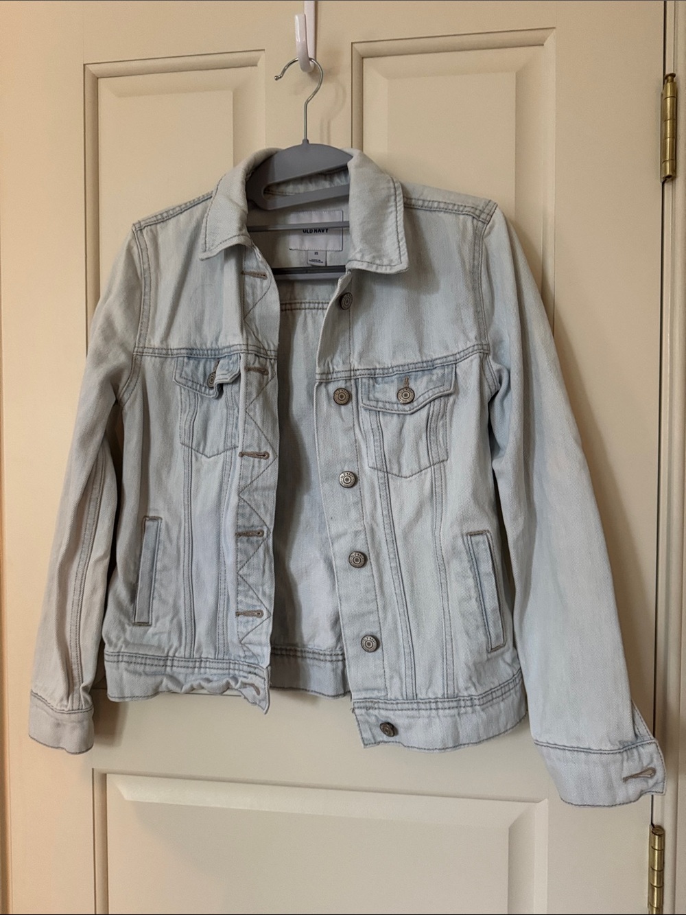 Old Navy Women's Pale Blue Denim Jacket